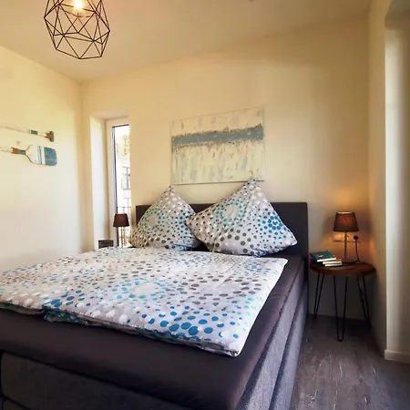 Marta Am Im Sauerland Mit Eigener Sauna, Garten, Terrasse, Balkon Und Blick Auf Den * Diemelsee