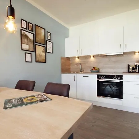 Marta: Lakeside Retreat With Sauna And Garden Holiday home *