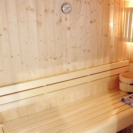 Marta: Lakeside Retreat With Sauna And Garden Diemelsee