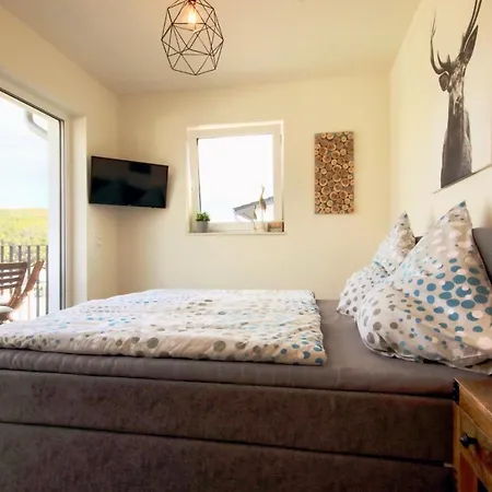 Holiday home Marta: Lakeside Retreat With Sauna And Garden *